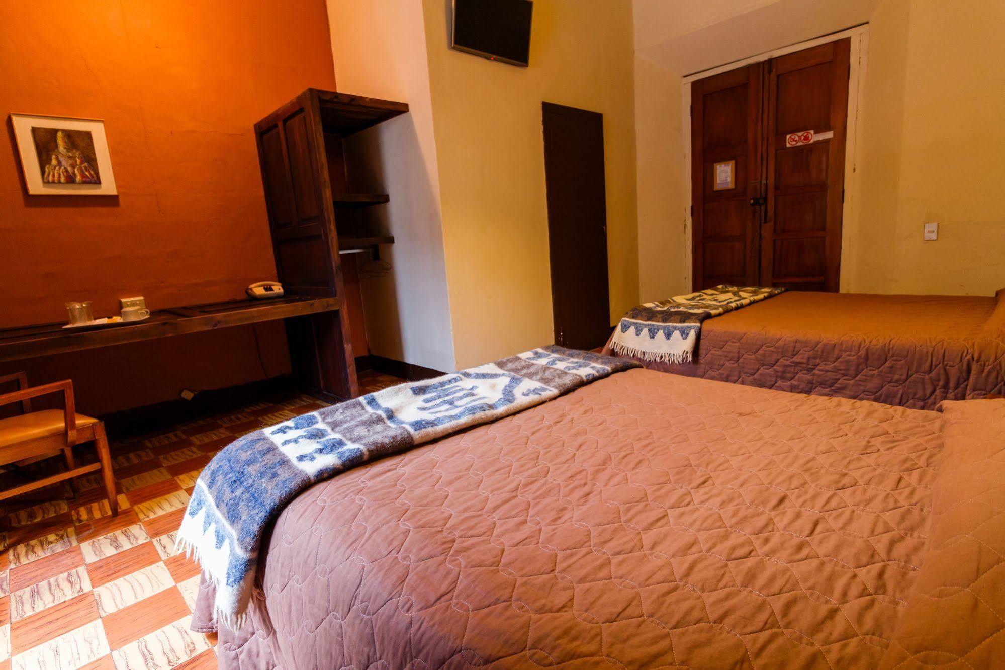 Hotel Modelo Quetzaltenango Zewnętrze zdjęcie